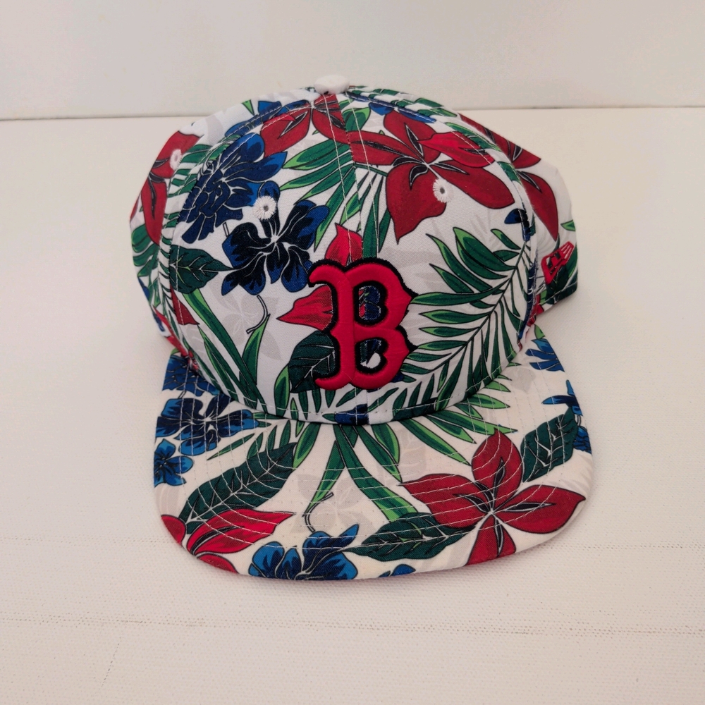 Boston Red Sox x New Era Floral 9FIFTY Snapback Cap with Red Brim